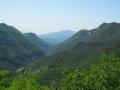 La Valle dell'Aniene vista da Jenne; sulla sinistra i Monti Affilani, sul versante destro i Monti Simbruini.