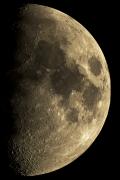 La Luna al primo quarto ripresa nella primavera 2018. Credit: Paolo Calcidese/Fondazione Clément Fillietroz-ONLUS